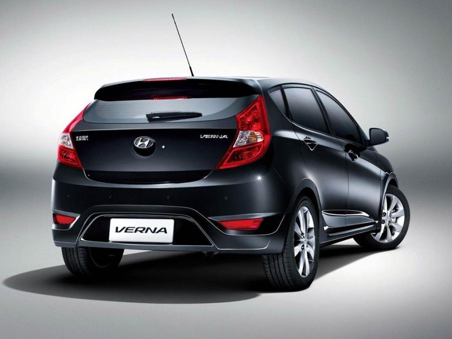  Hyundai Verna 5-Door 2010 года  (фото 4 из 5)